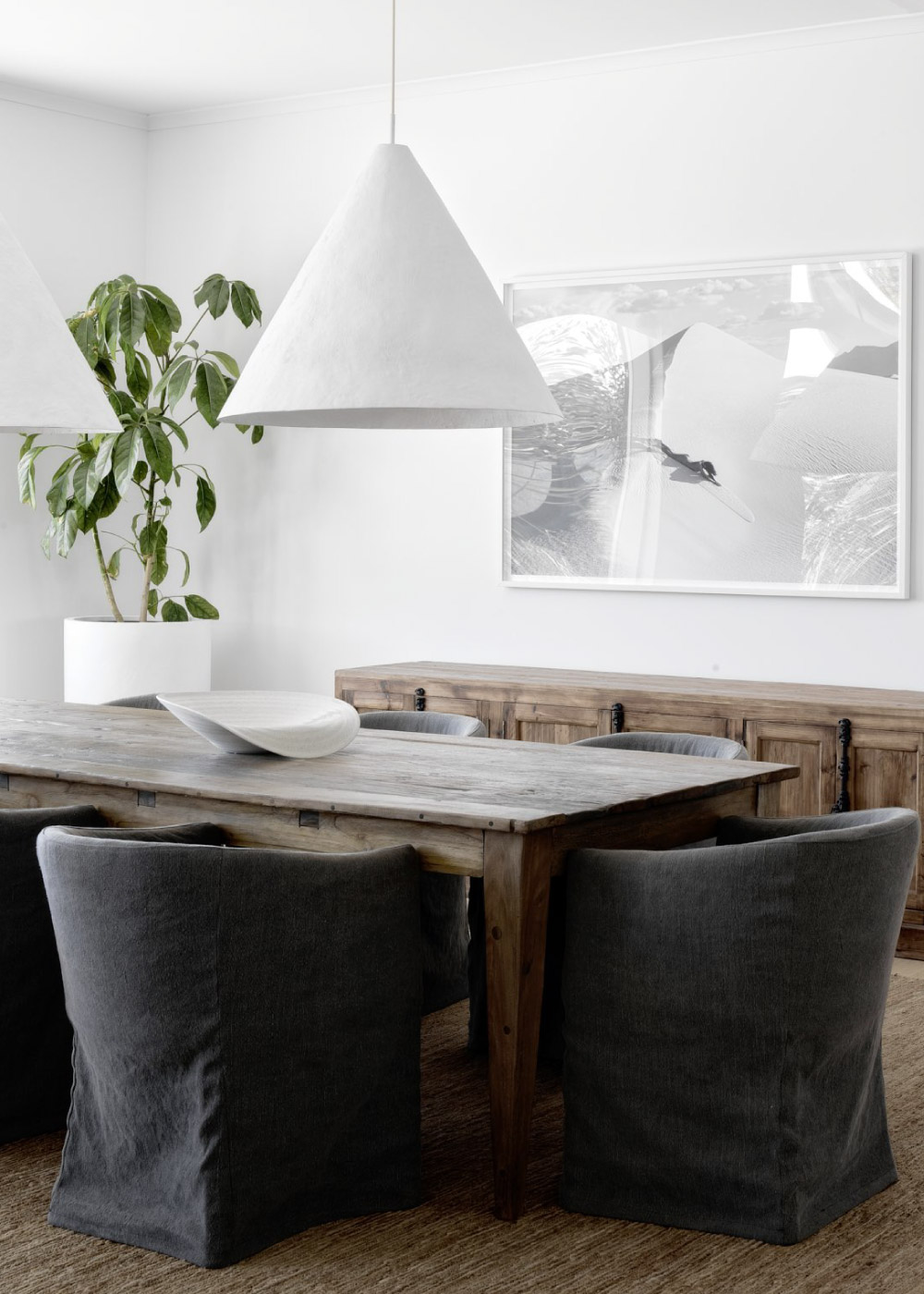 Dining room in natural tones